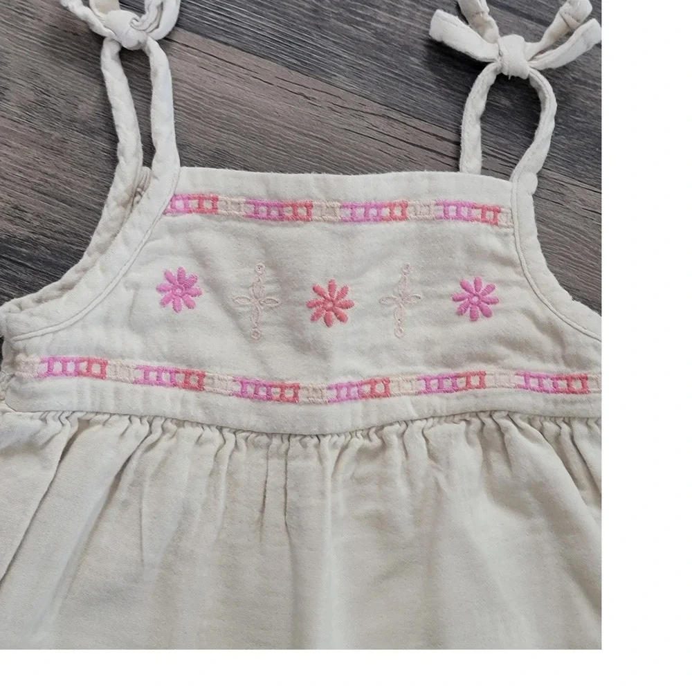 Old Navy Baby Girls Cream Floral Embroidered Tie Strap Romper Jumpsuit 18-24M